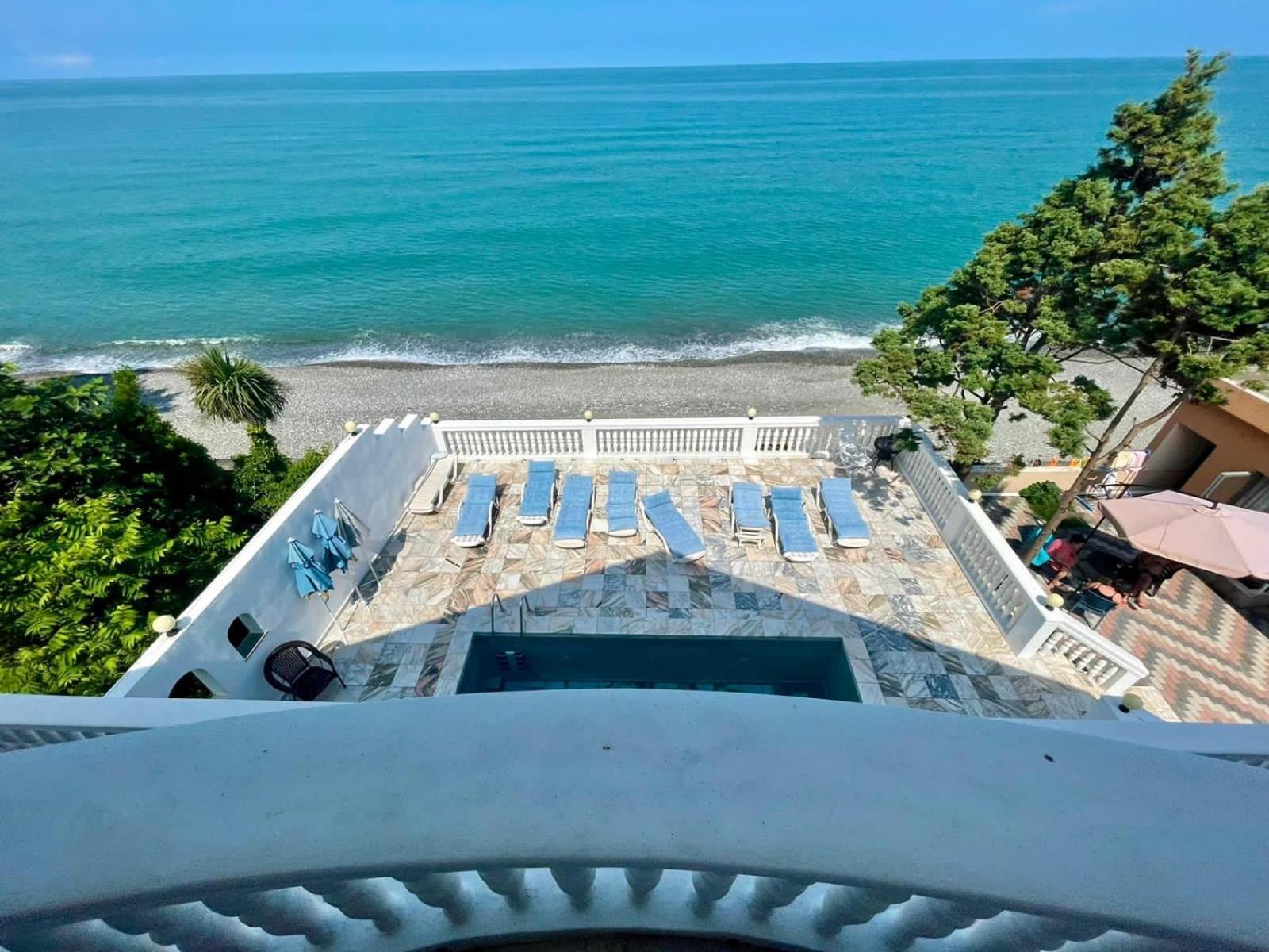 Hotel Tramonto Chakvi Buitenkant foto