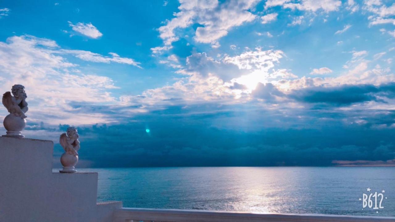 Hotel Tramonto Chakvi Buitenkant foto